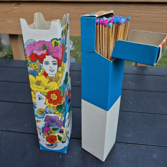 Vintage 70s Fireplace Match Box With Matches - Picture 2 of 5